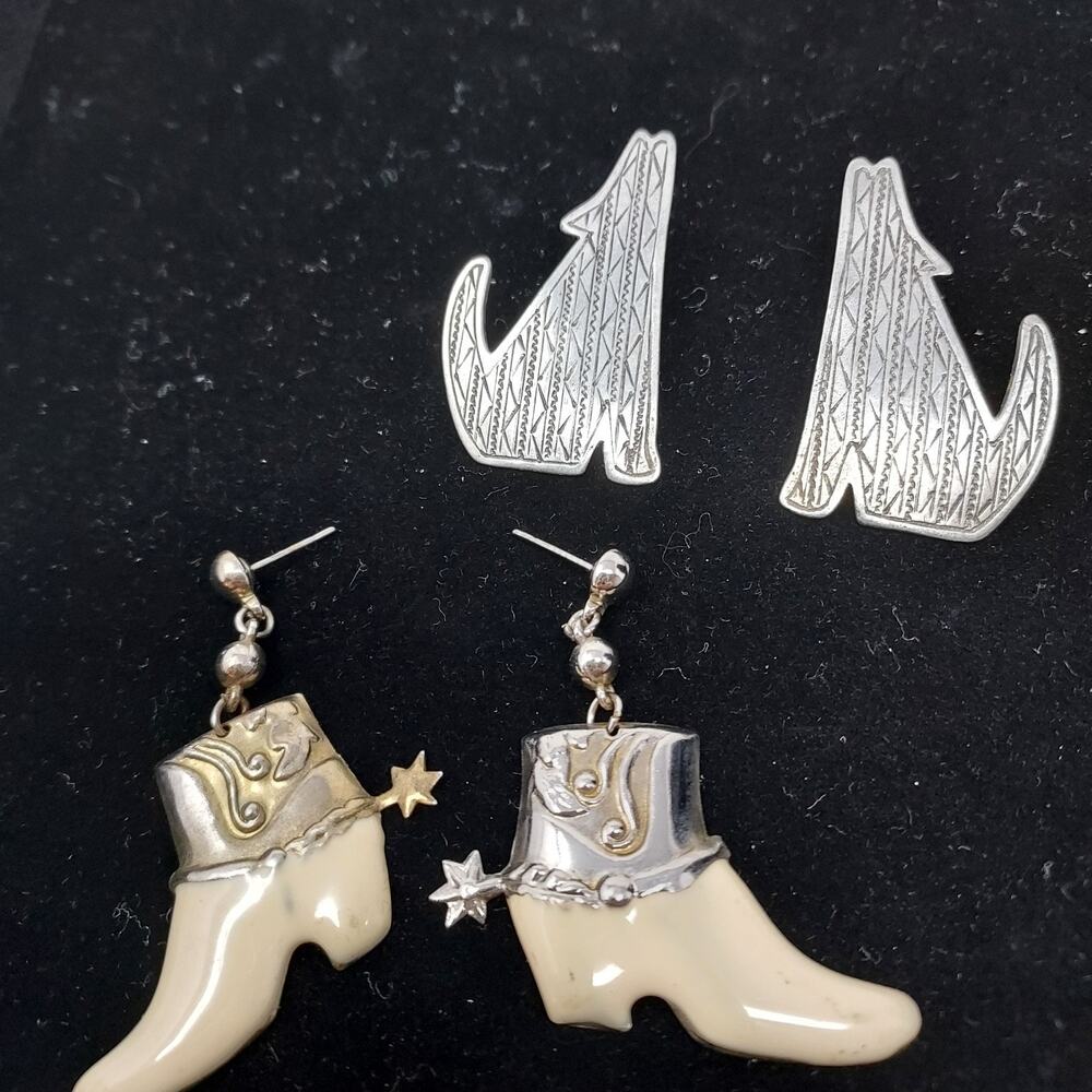 Cowgirl Western Pierced Earring 2 Pairs Signed JJ Coyotes and Enamel Boots Spurs